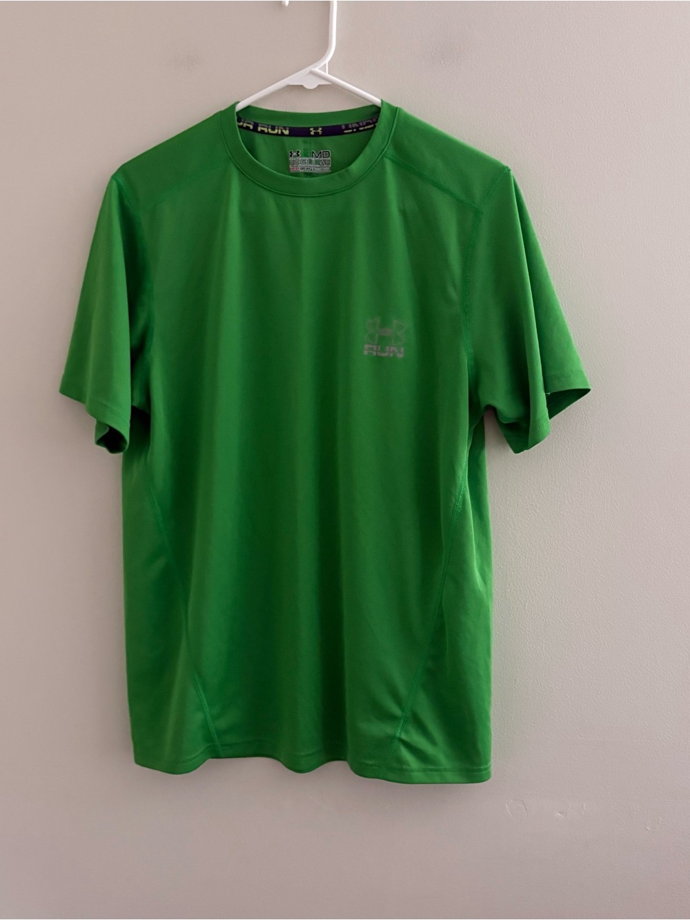 Under Armour Green Medium Short Sleeve Shirt Running Workout